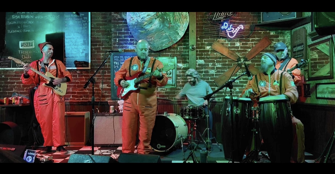 2025-10-31_LIVE AT THE STAGGER INN AGAIN