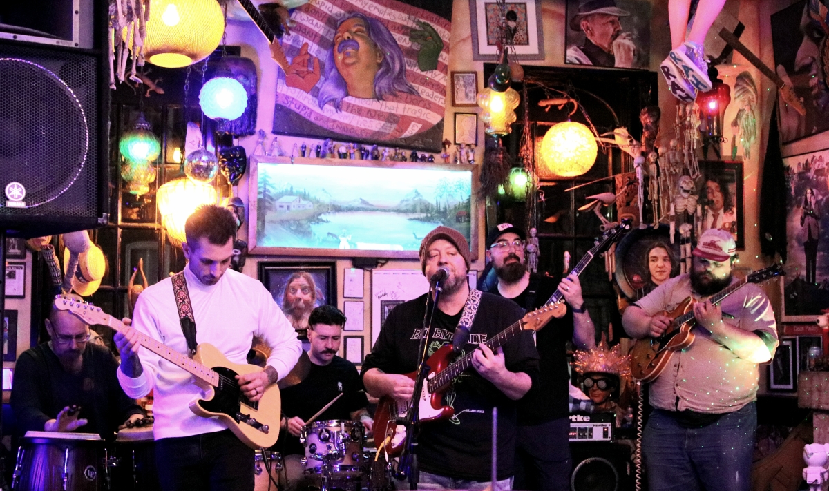 2026-02-05_LIVE AT VENICE CAFE